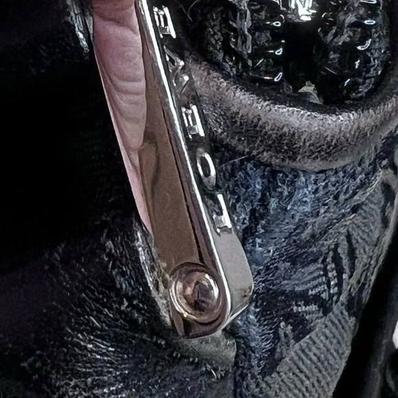 LOEWE ANAGRAM CROSSBODY BLACK/GREY BAG - Picture 11 of 15